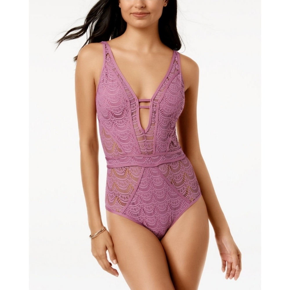 NWOT BECCA Crochet One-Piece Swimsuit Show & Tell